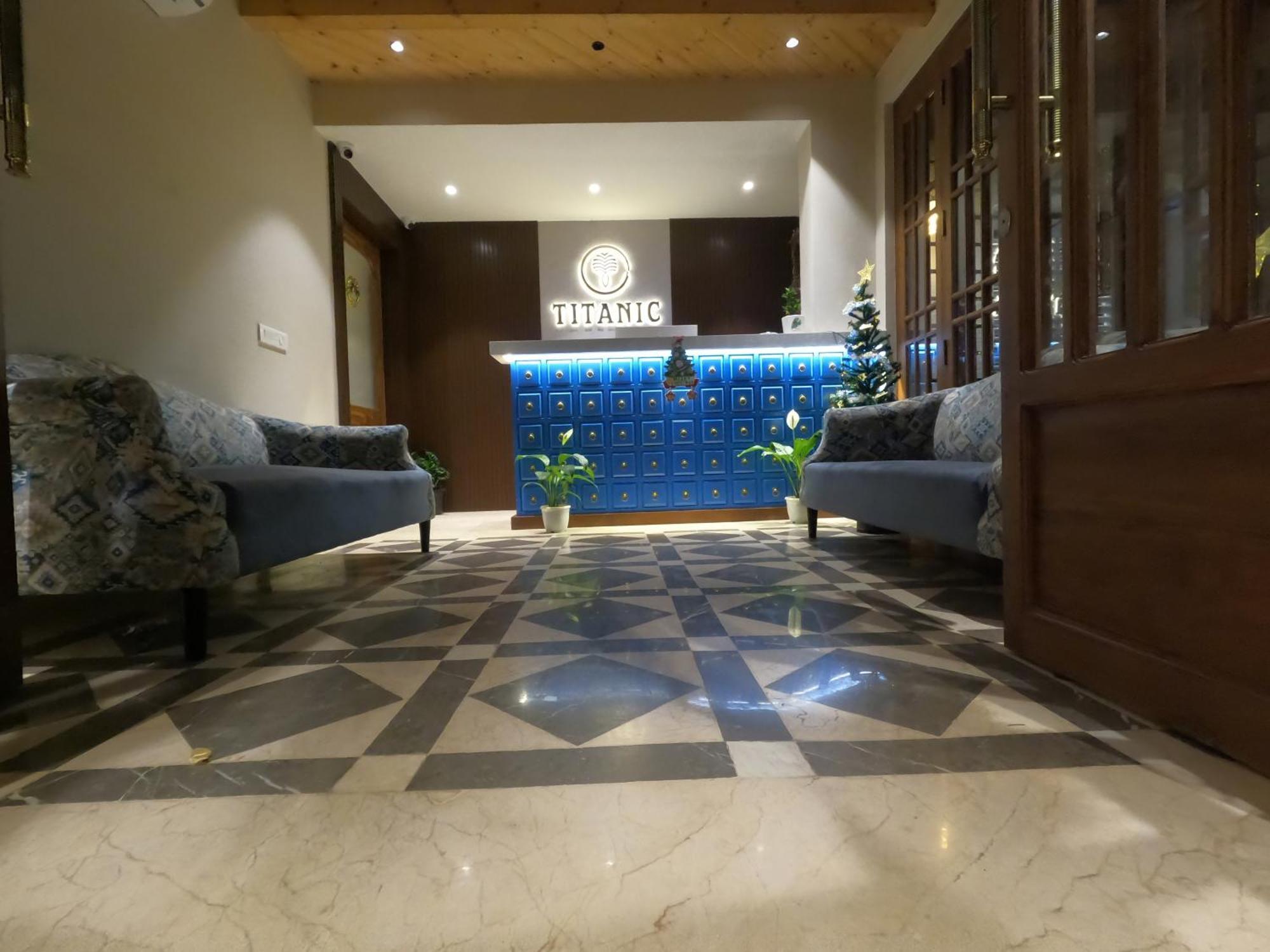 Titanic Boutique Hotel Baga Buitenkant foto